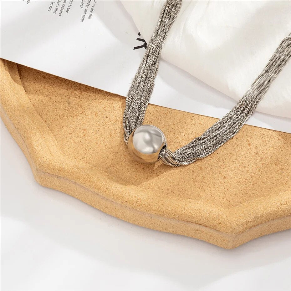 Holly Twisted Chunky Chain Necklace