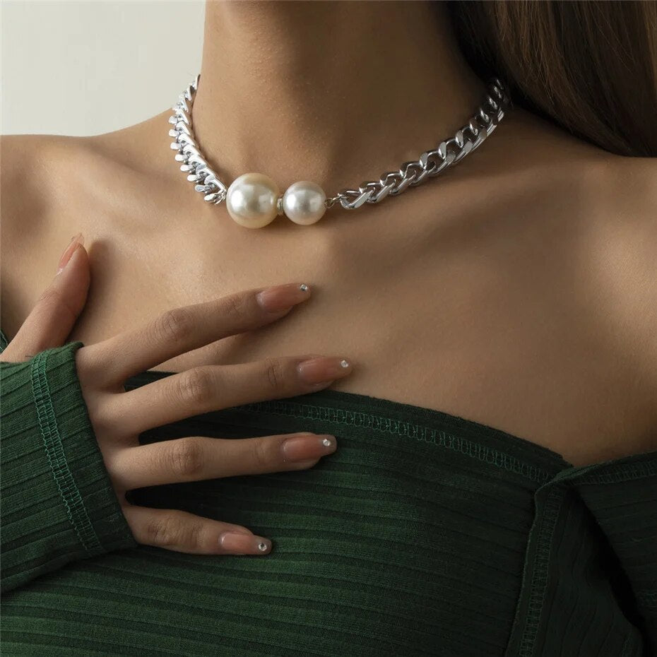 Heather Twisted Chunky Chain Necklace