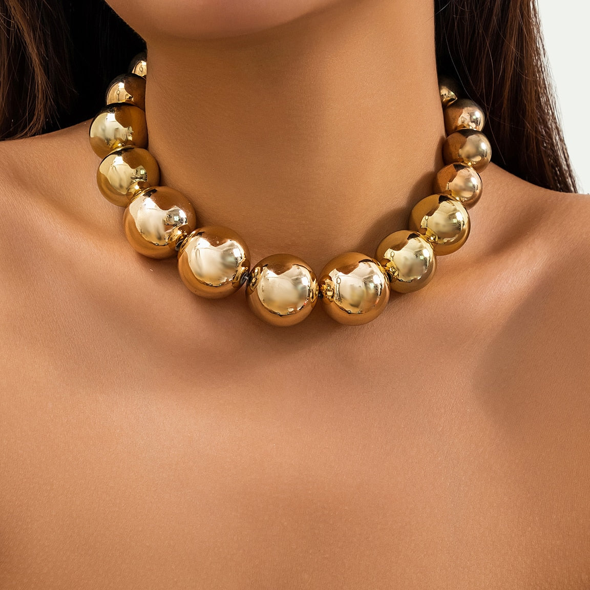 Sue Big Ball Bead Chain Necklace
