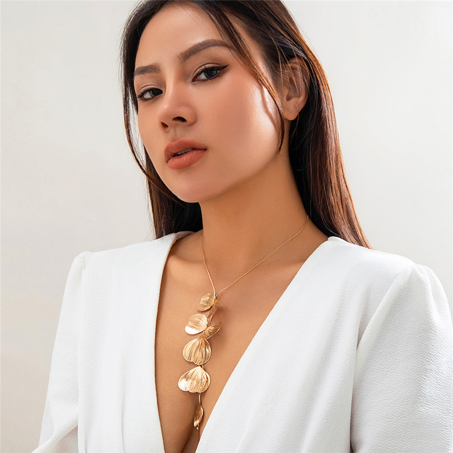 Ethel Kpop Flower Petal Pendant Choker Necklace