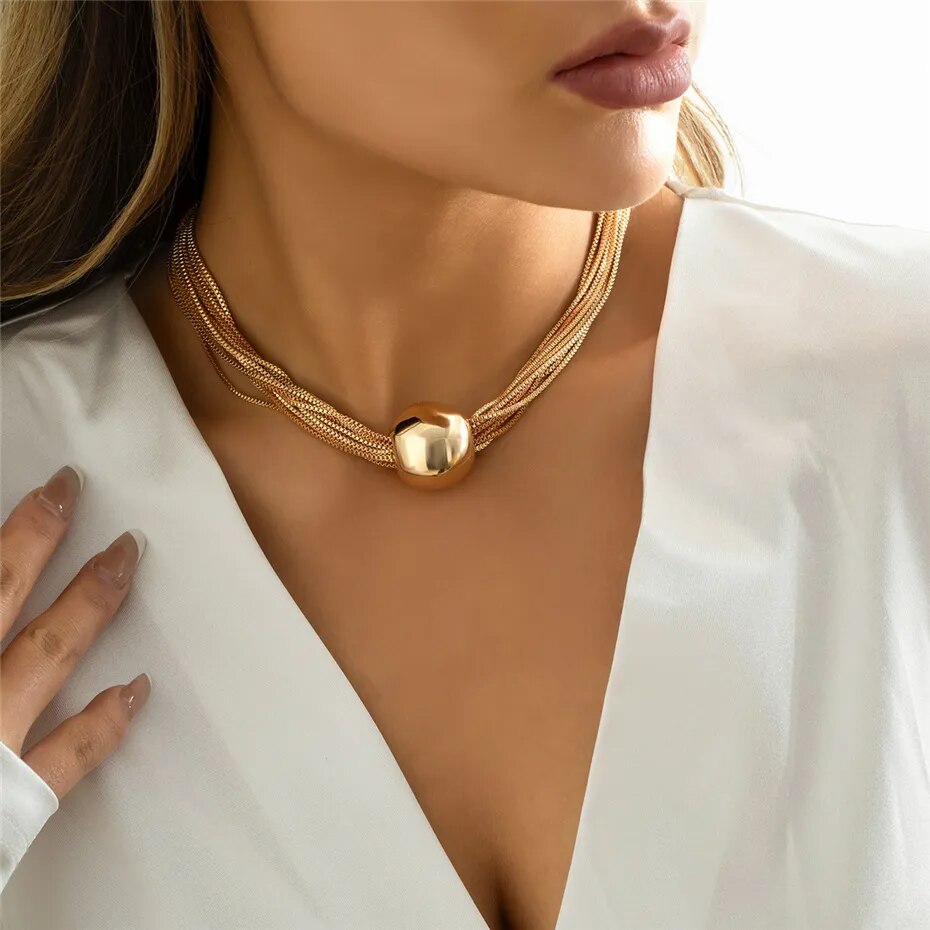Holly Twisted Chunky Chain Necklace