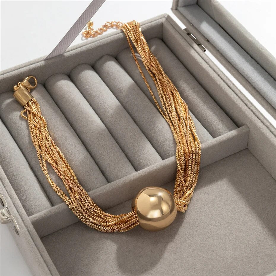 Holly Twisted Chunky Chain Necklace
