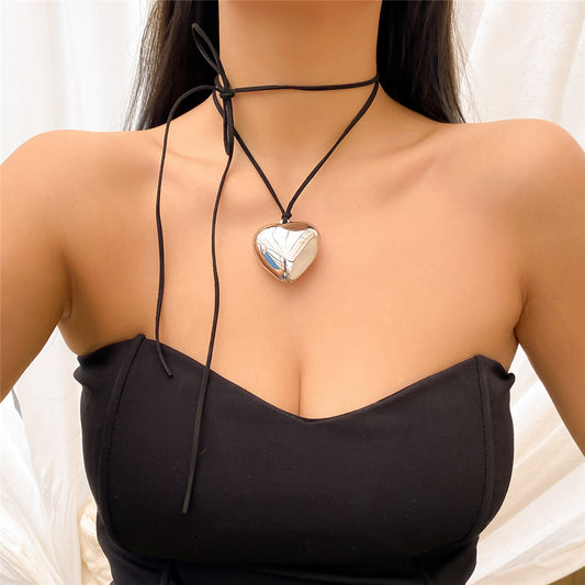 Beth Velvet Big Heart Pendant Choker Necklace