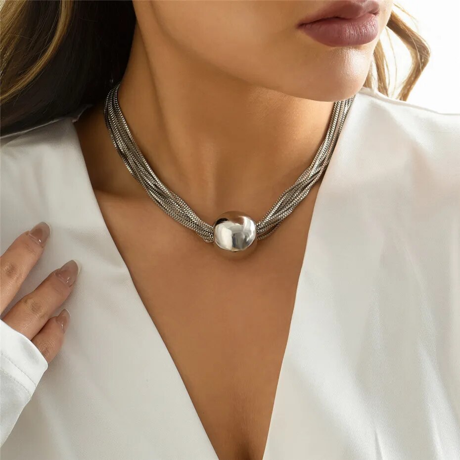 Holly Twisted Chunky Chain Necklace