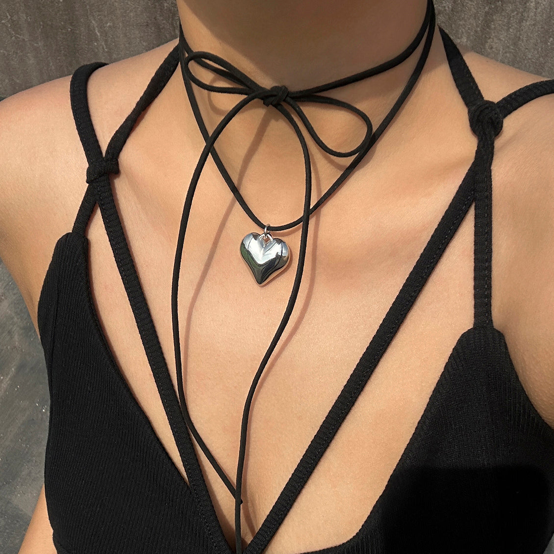 Melanie Velvet Big Heart Pendant Choker Necklace