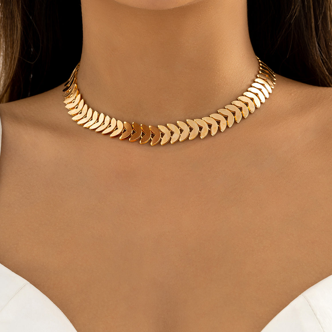 June Airplane V Shape Clavicle Chain Necklace