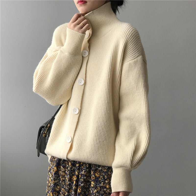 Kathy Woman Turtle Neck Sweater