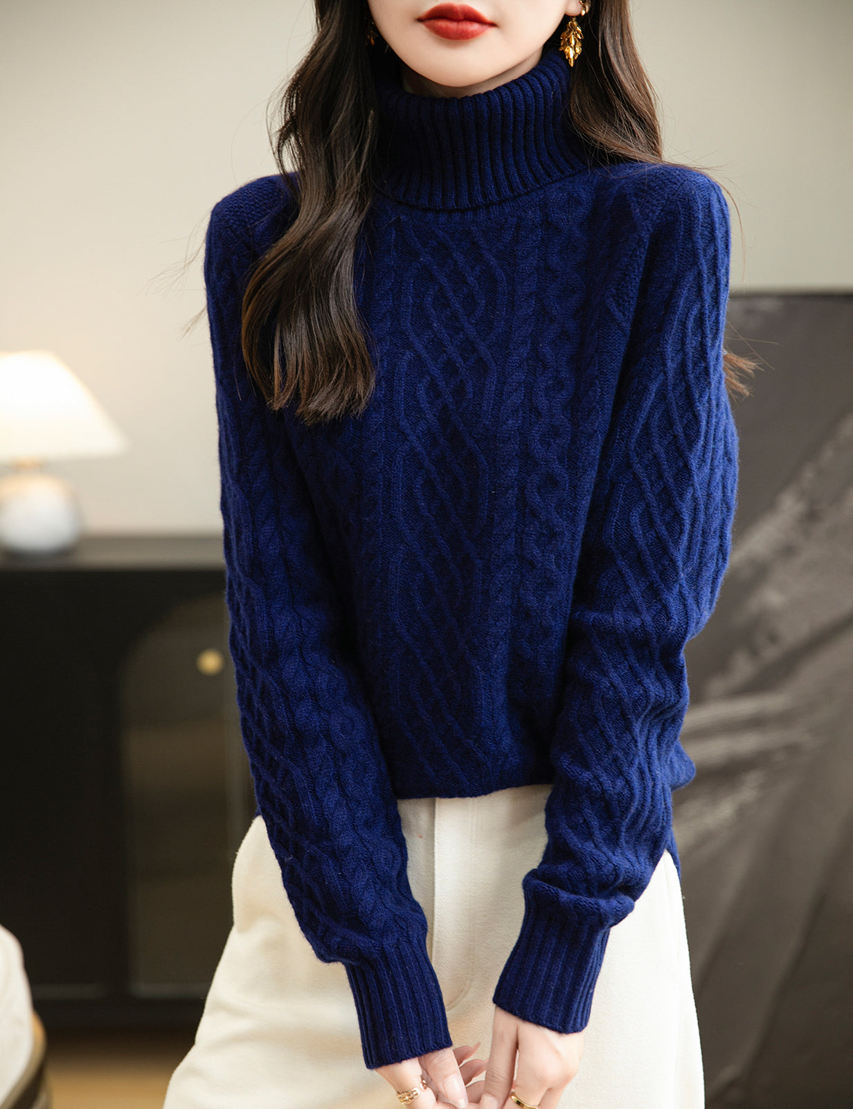 Jill Woman Long Sleeve Sweater