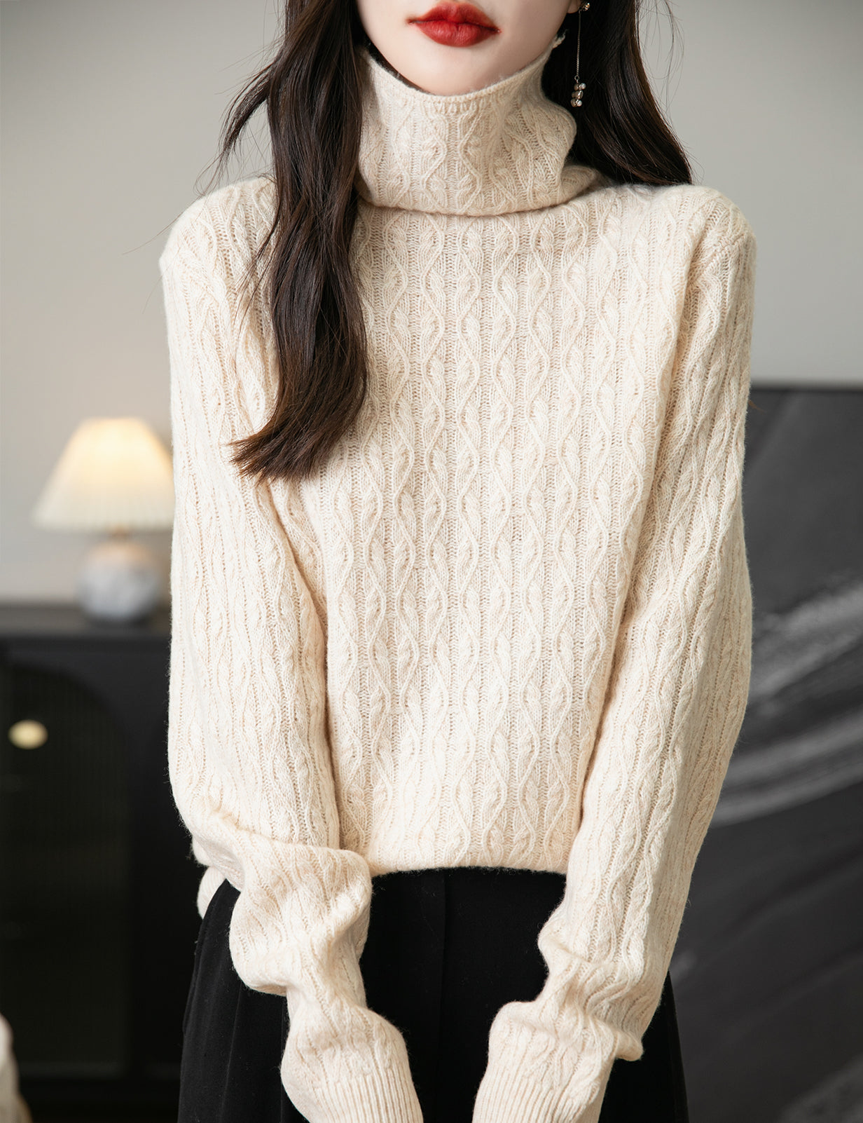 Nikki Turtleneck Woman Knit Sweater