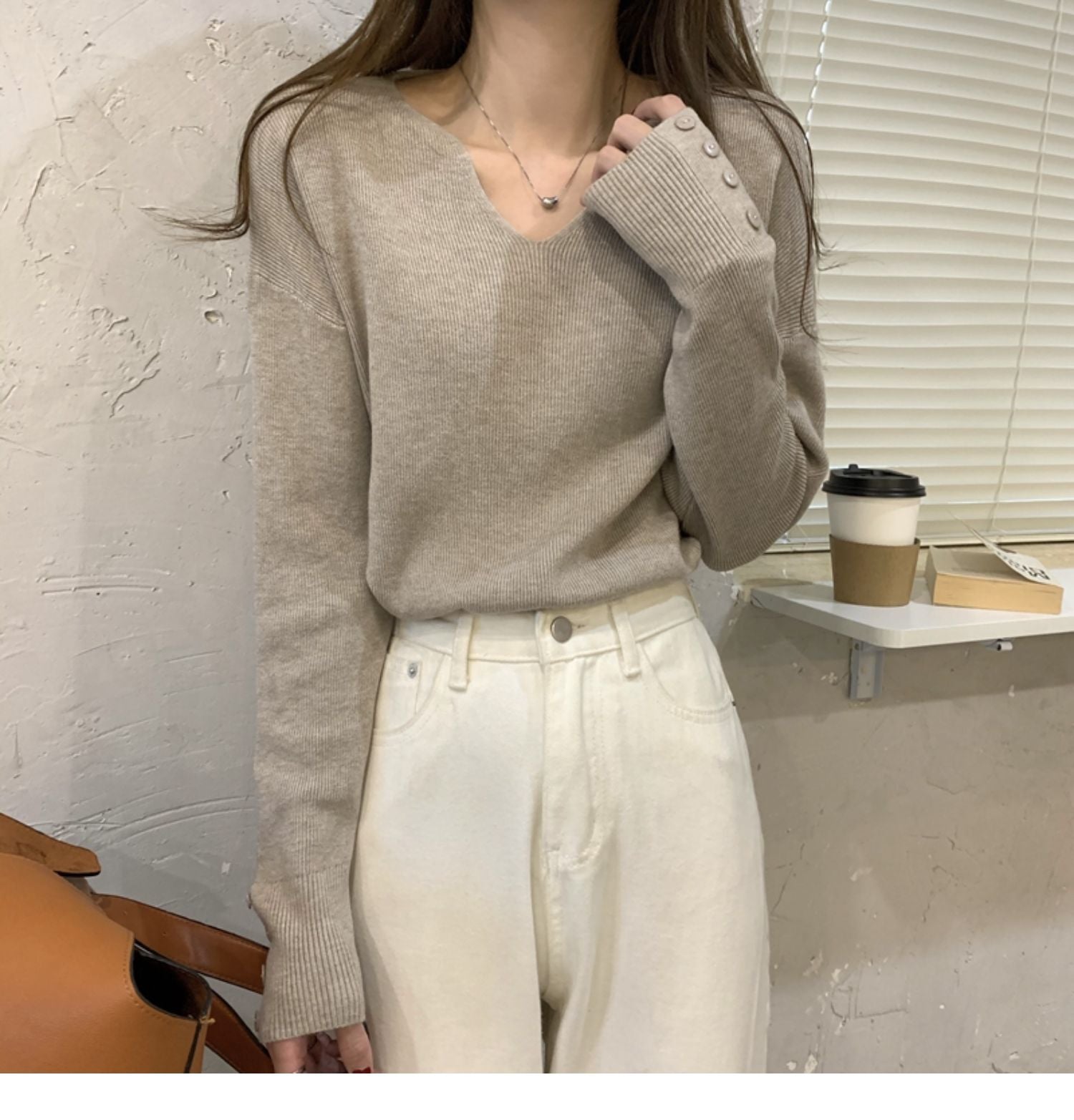 Sally Loose Button Woman Sweater