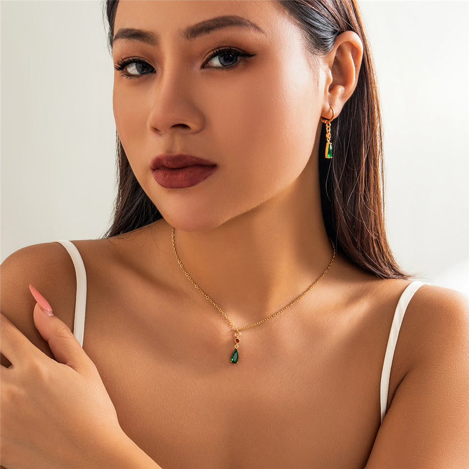 Aria Green Zircon Crystal Pendant Choker Necklace