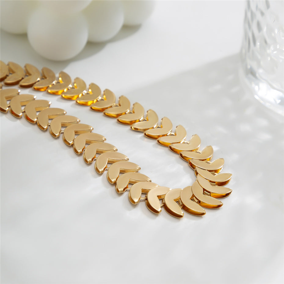 June Airplane V Shape Clavicle Chain Necklace