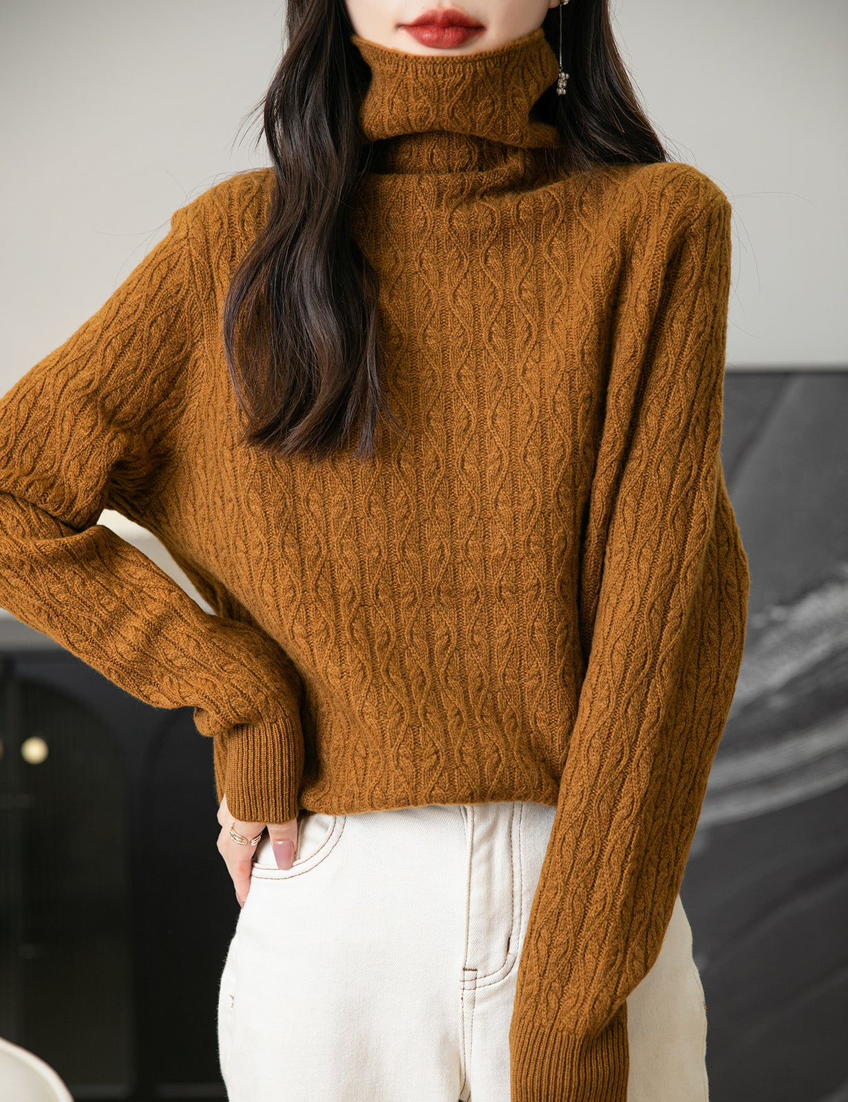 Nikki Turtleneck Woman Knit Sweater