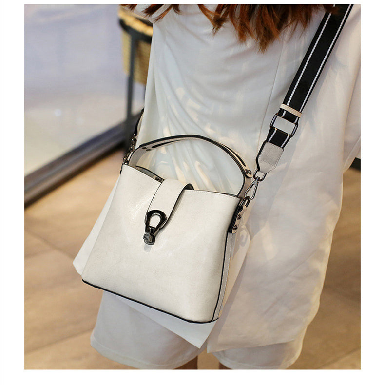 Mary Woman Leather Bucket Small Shoulder Bag