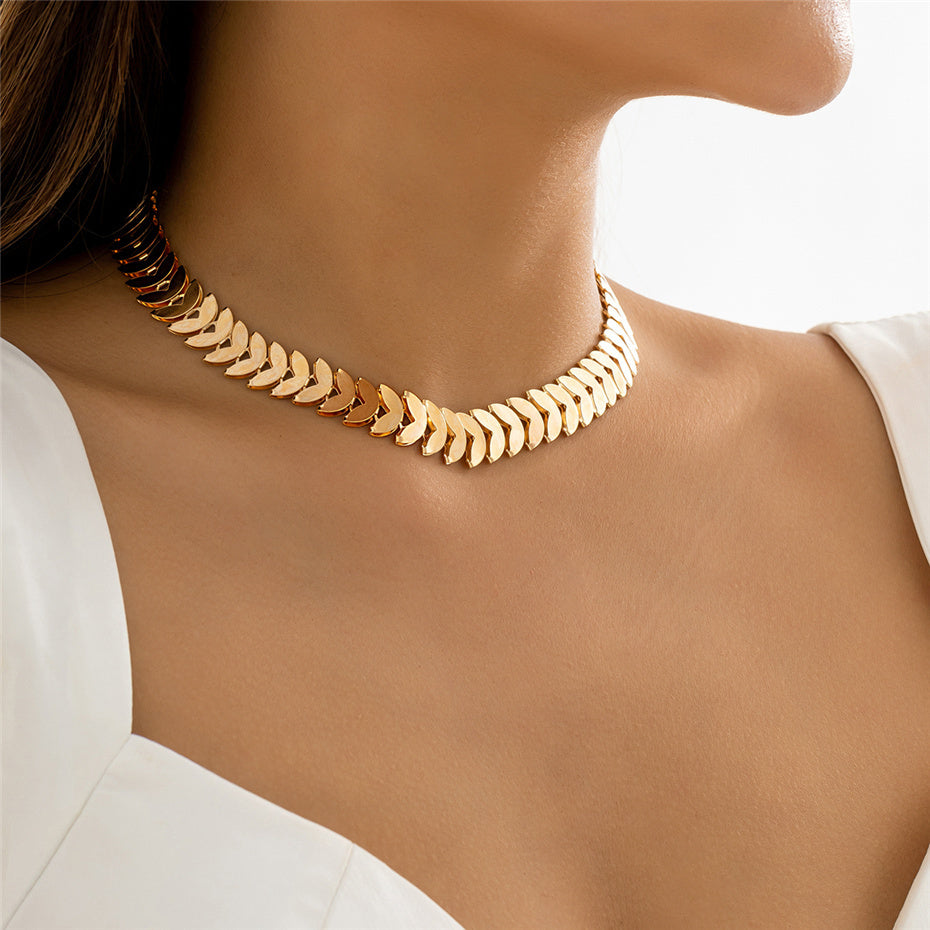 June Airplane V Shape Clavicle Chain Necklace