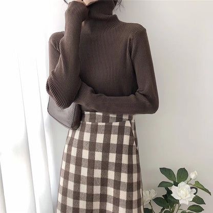 Jade Woman Slim Soft Basic Sweater