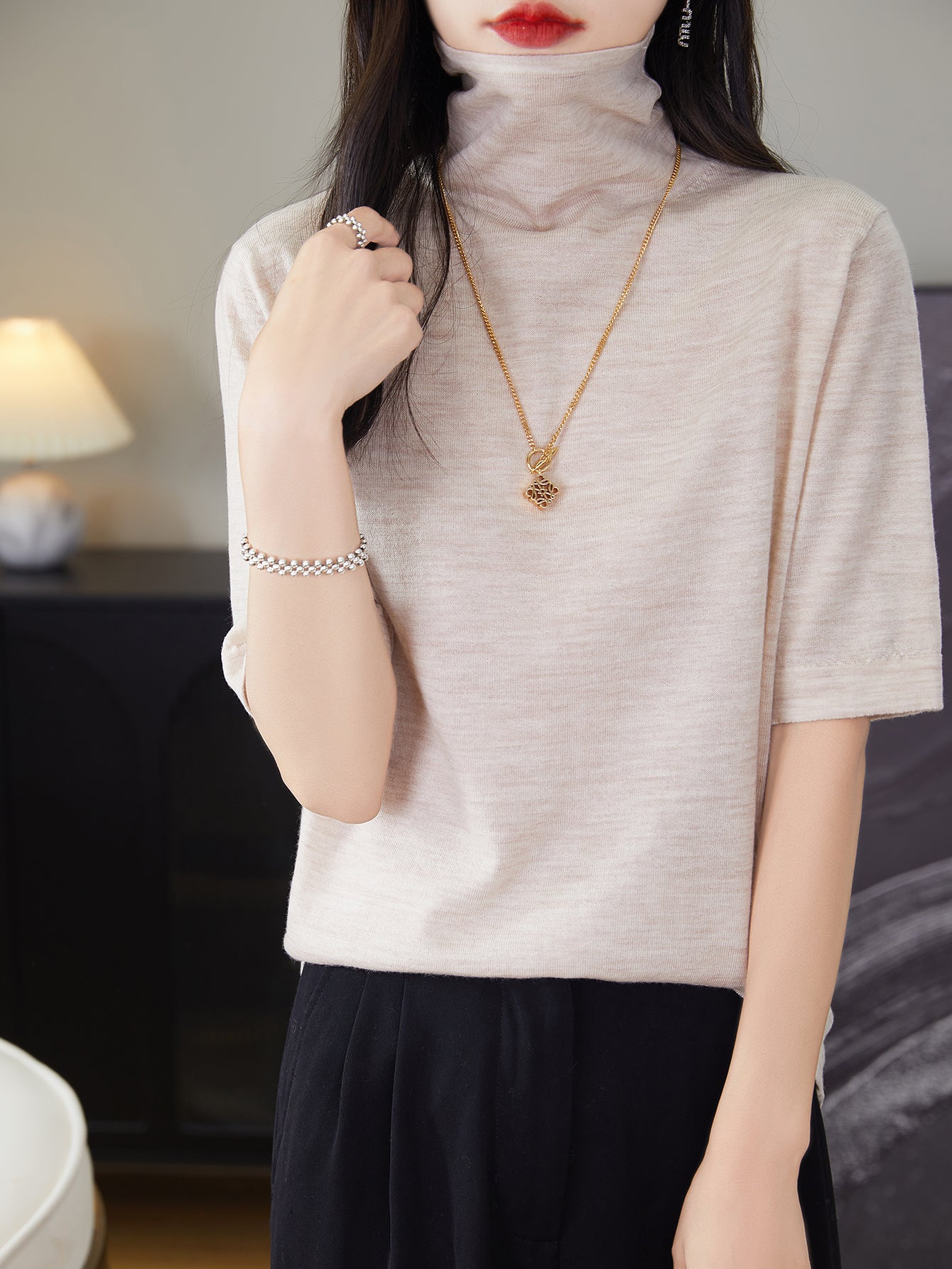 Lydia Woman Turtleneck T-Shirt