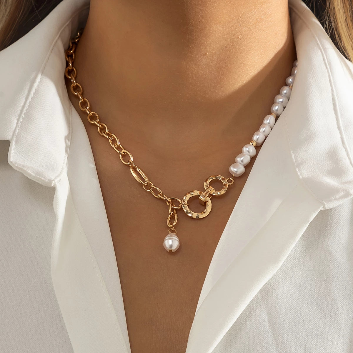 Jade Kpop Irregular Pearl Pendant Necklace