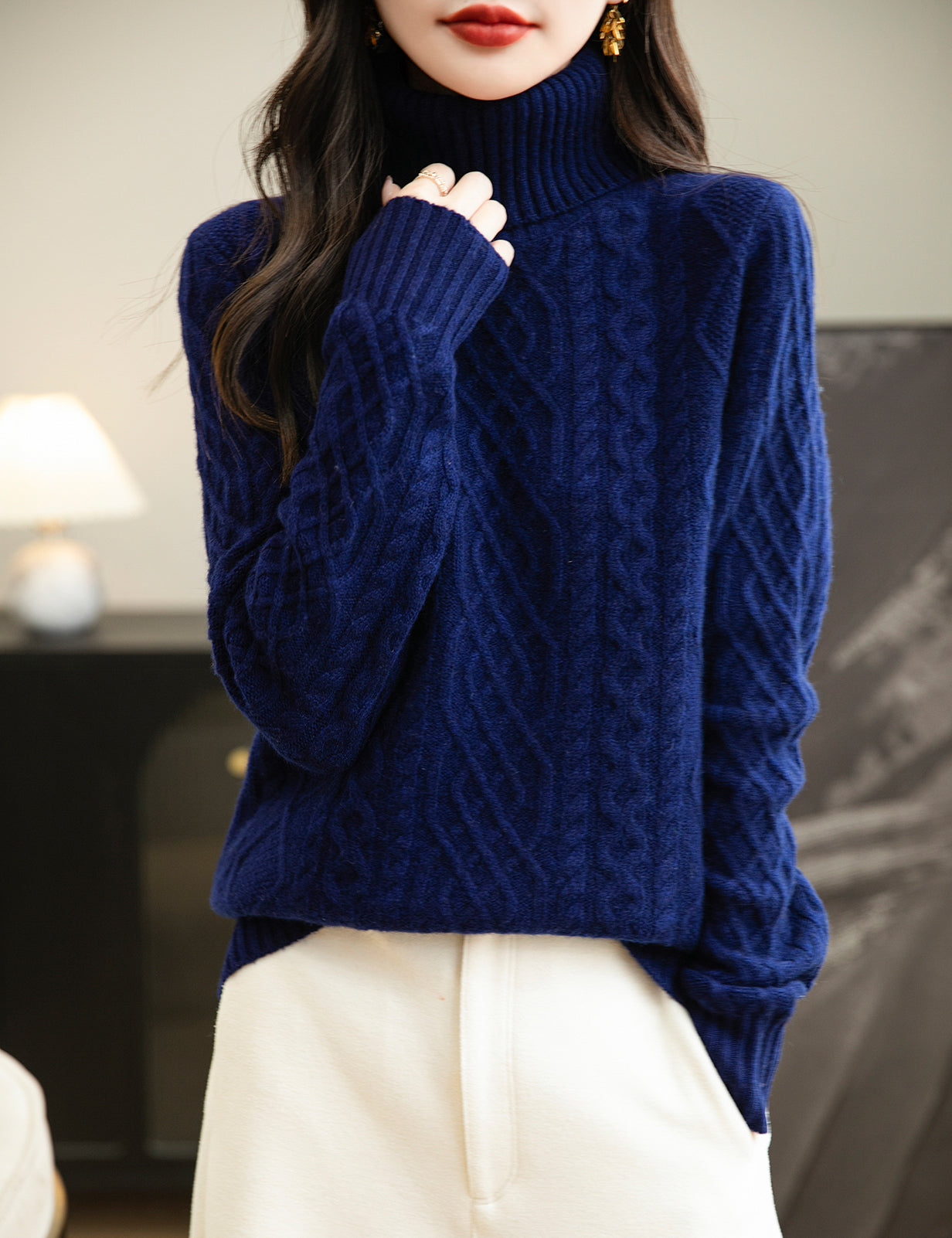 Jill Woman Long Sleeve Sweater