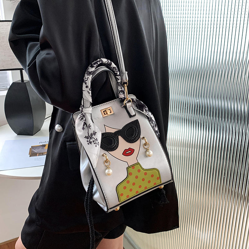 Lucy Woman Glasses Handbag