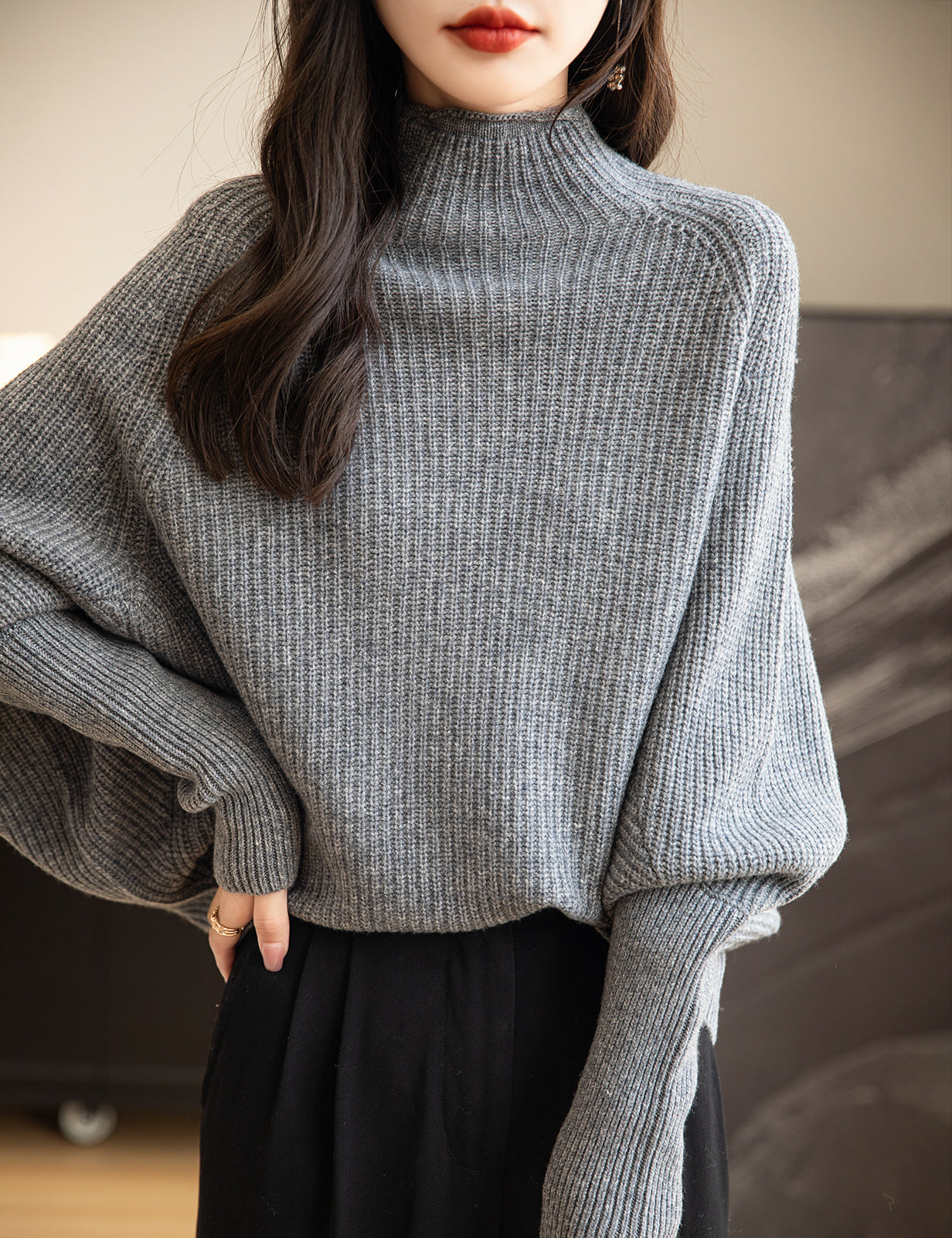 Jasmine Woman Turtleneck Sweater