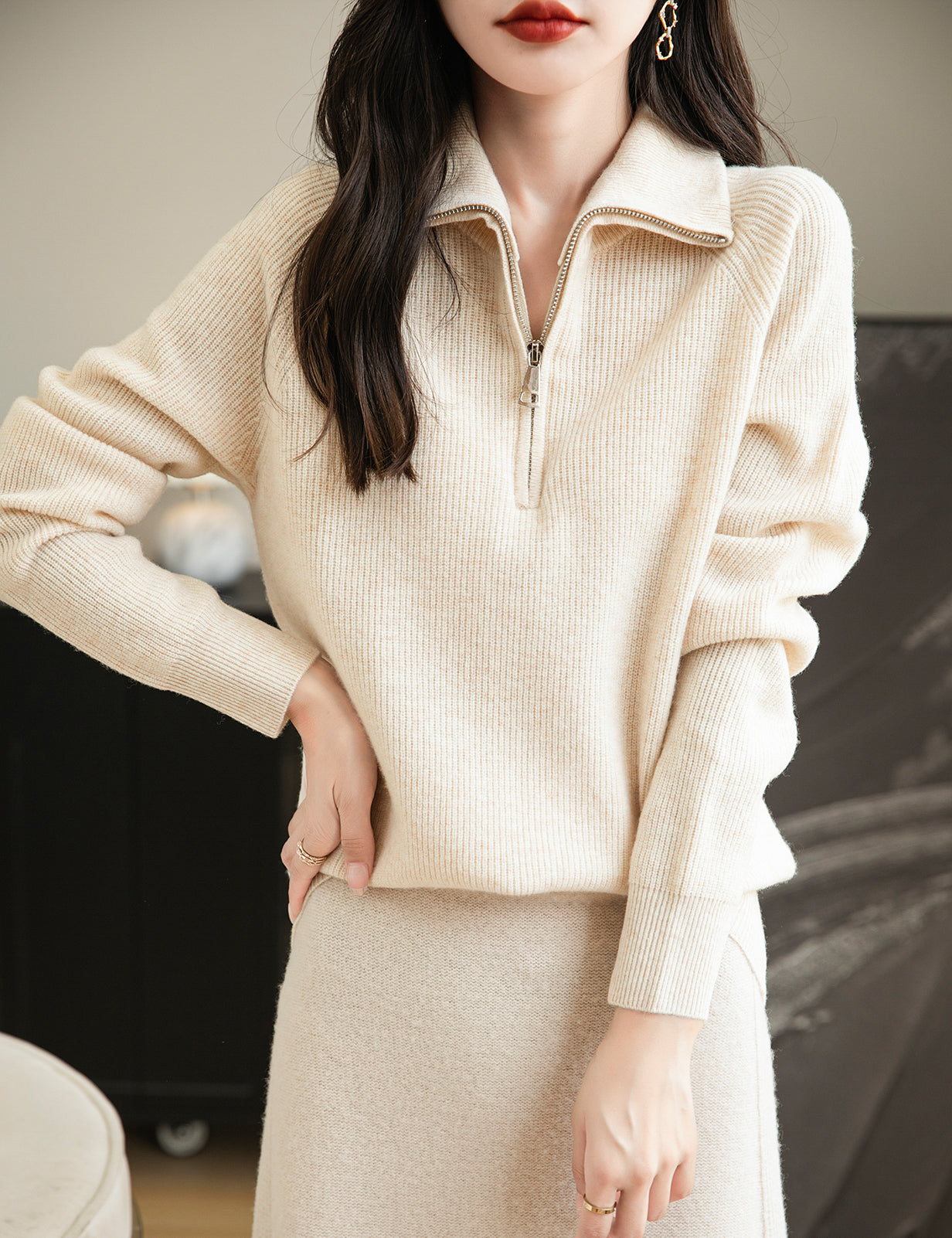 Lillian Woman Zip Long Sleeve Knitted Sweater