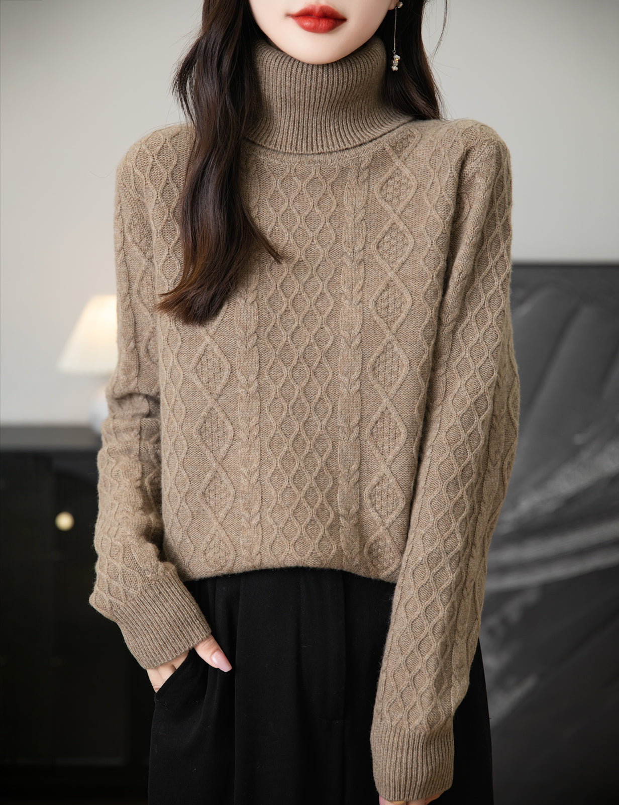 Pat Woman Wool Turtleneck Sweater