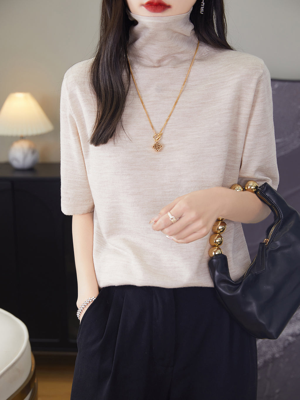 Lydia Woman Turtleneck T-Shirt