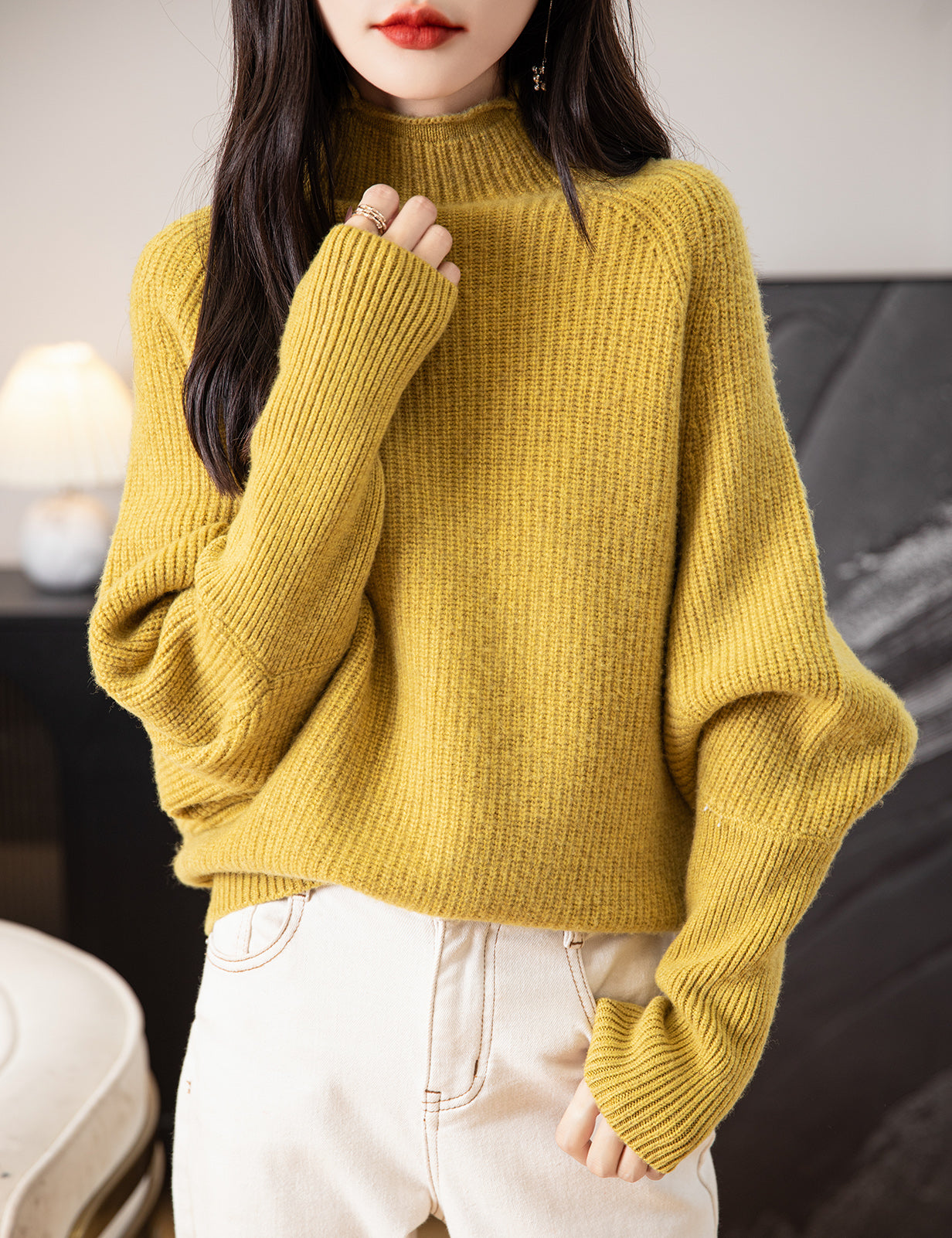 Jasmine Woman Turtleneck Sweater