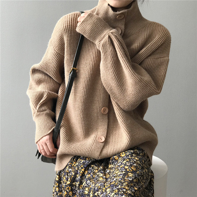 Kathy Woman Turtle Neck Sweater