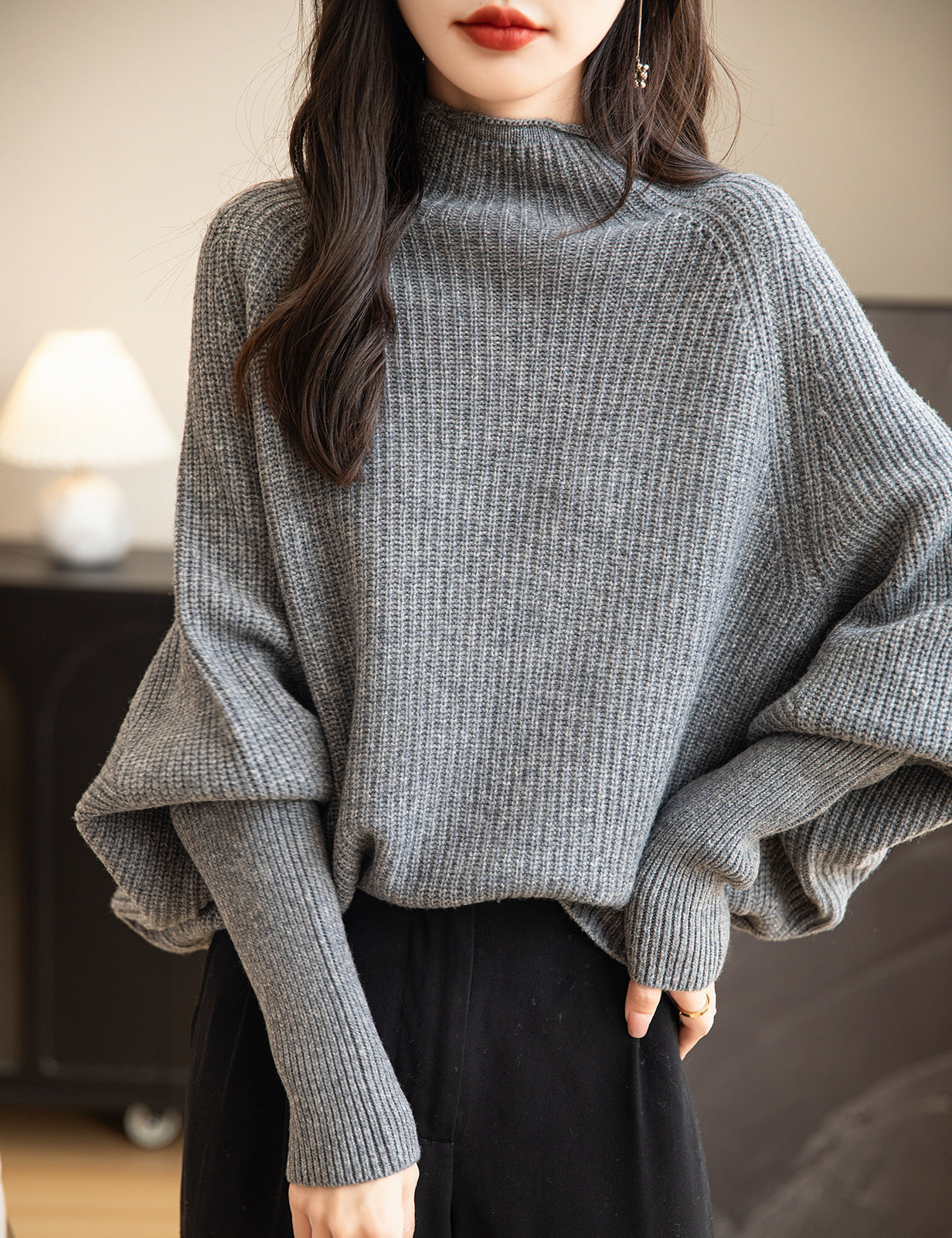 Jasmine Woman Turtleneck Sweater