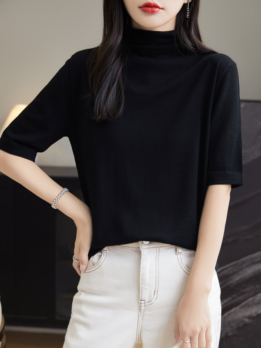 Lydia Woman Turtleneck T-Shirt