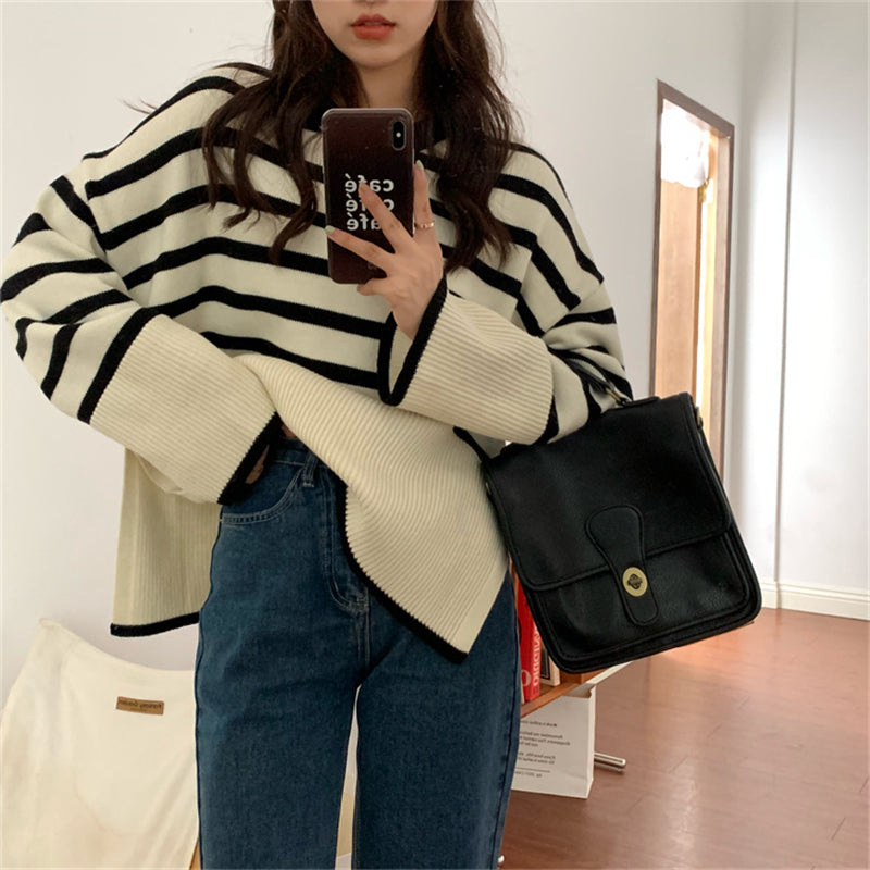 Kelly Casual Oversized Striped Woman Sweater