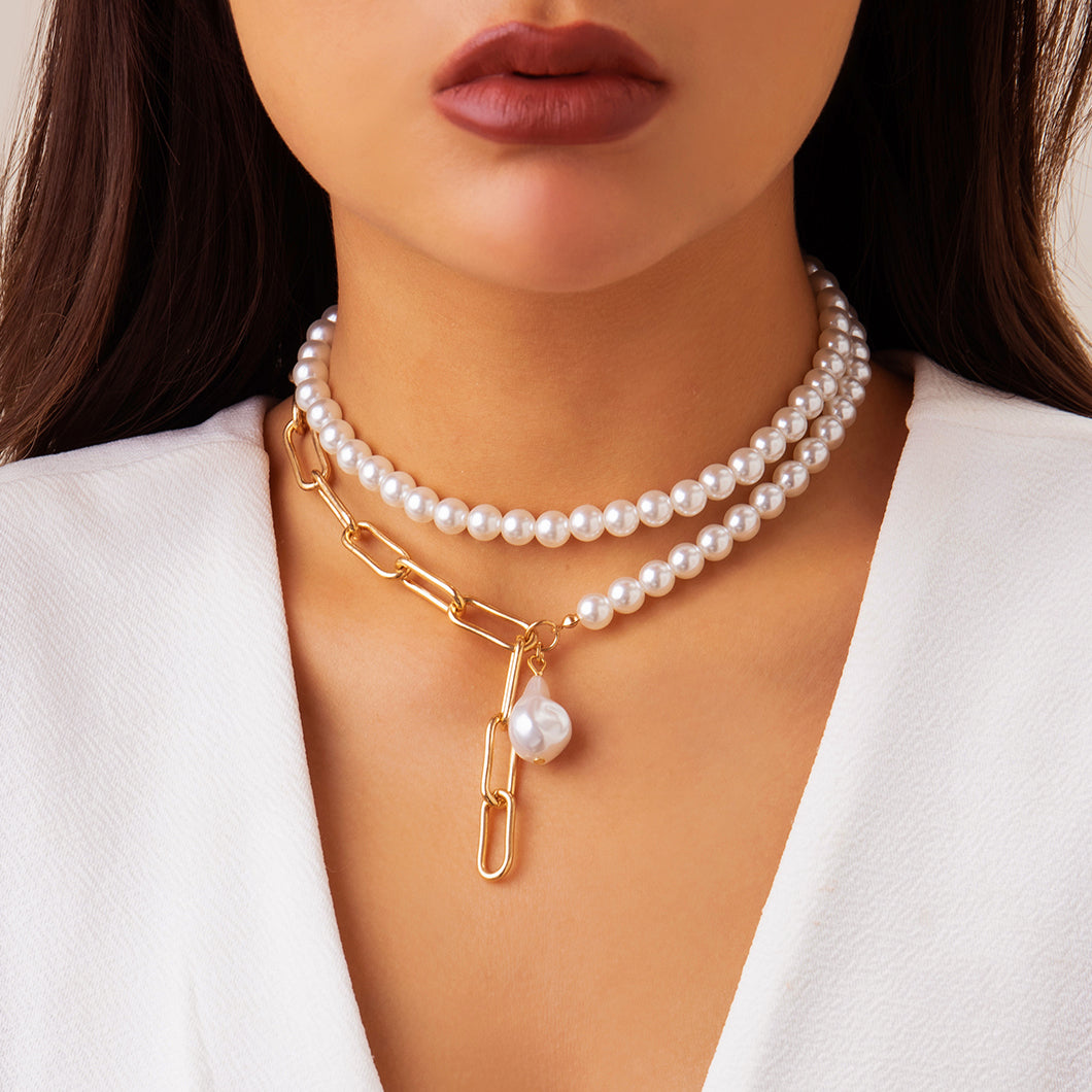 Natalie Vintage Pendant Necklace