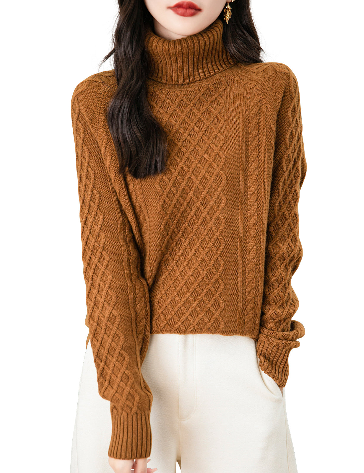 Jenny Woman Turtleneck Sweater