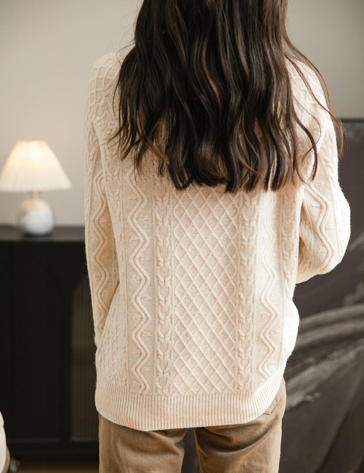 Nicole Woman O Neck Long Sleeve Sweater