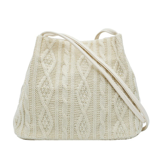Hayley Woman Knitted Shoulder Bag
