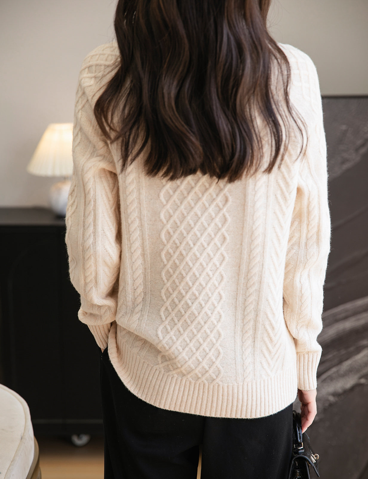 Jenny Woman Turtleneck Sweater