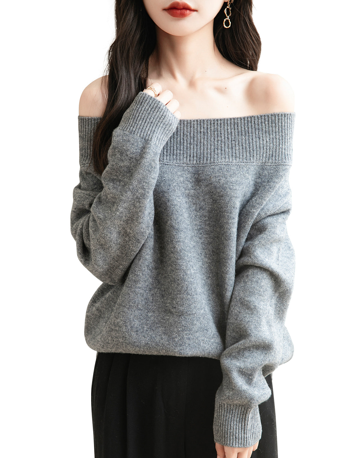 Patsy Woman Off Shoulder Long Sleeve Sweater
