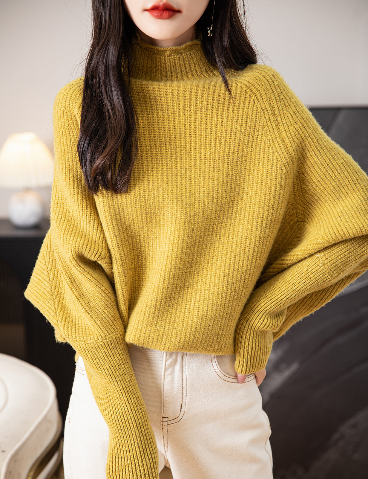 Jasmine Woman Turtleneck Sweater