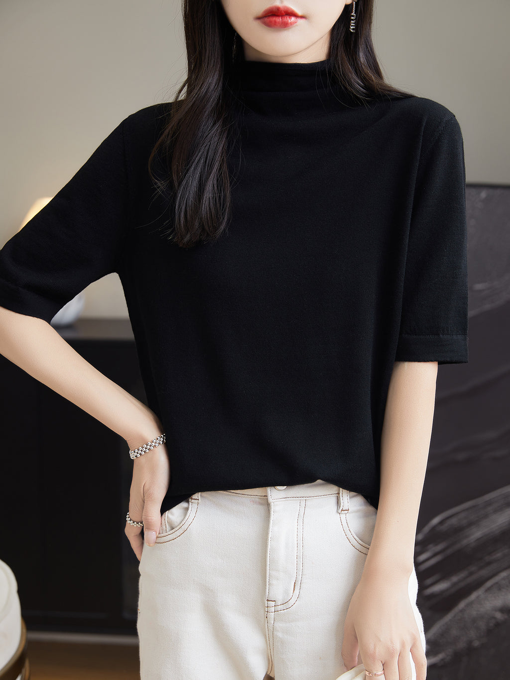 Lydia Woman Turtleneck T-Shirt