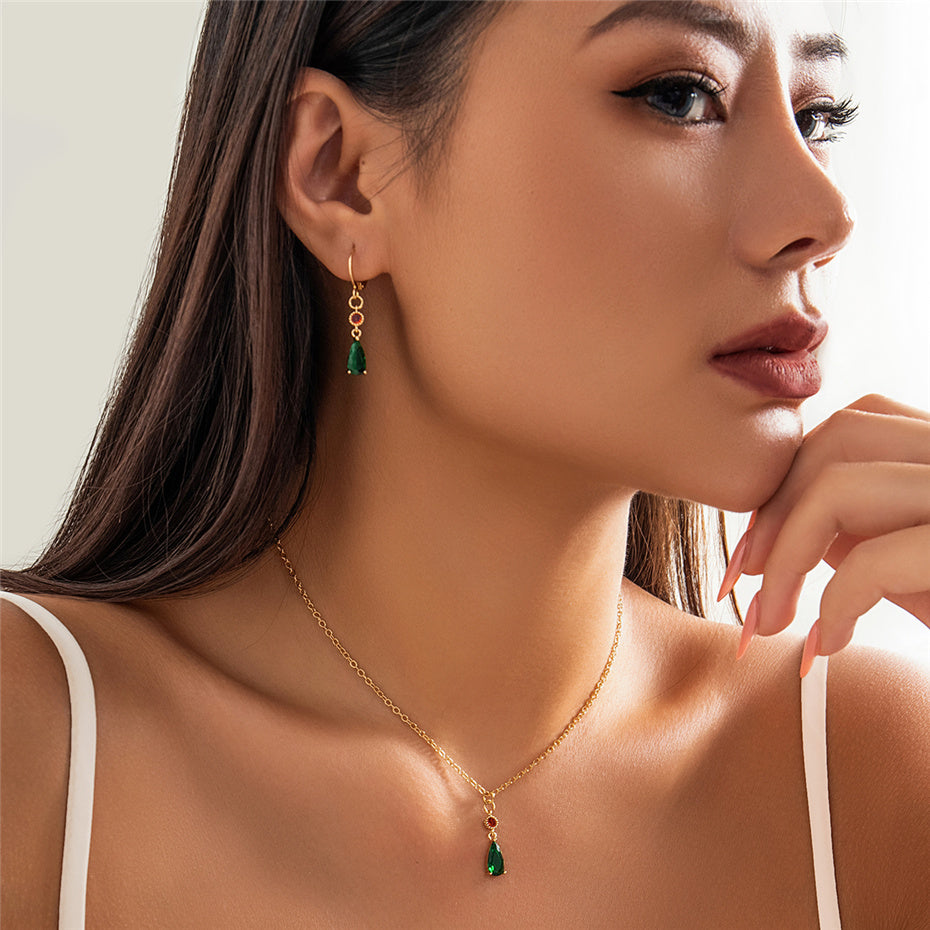 Aria Green Zircon Crystal Pendant Choker Necklace