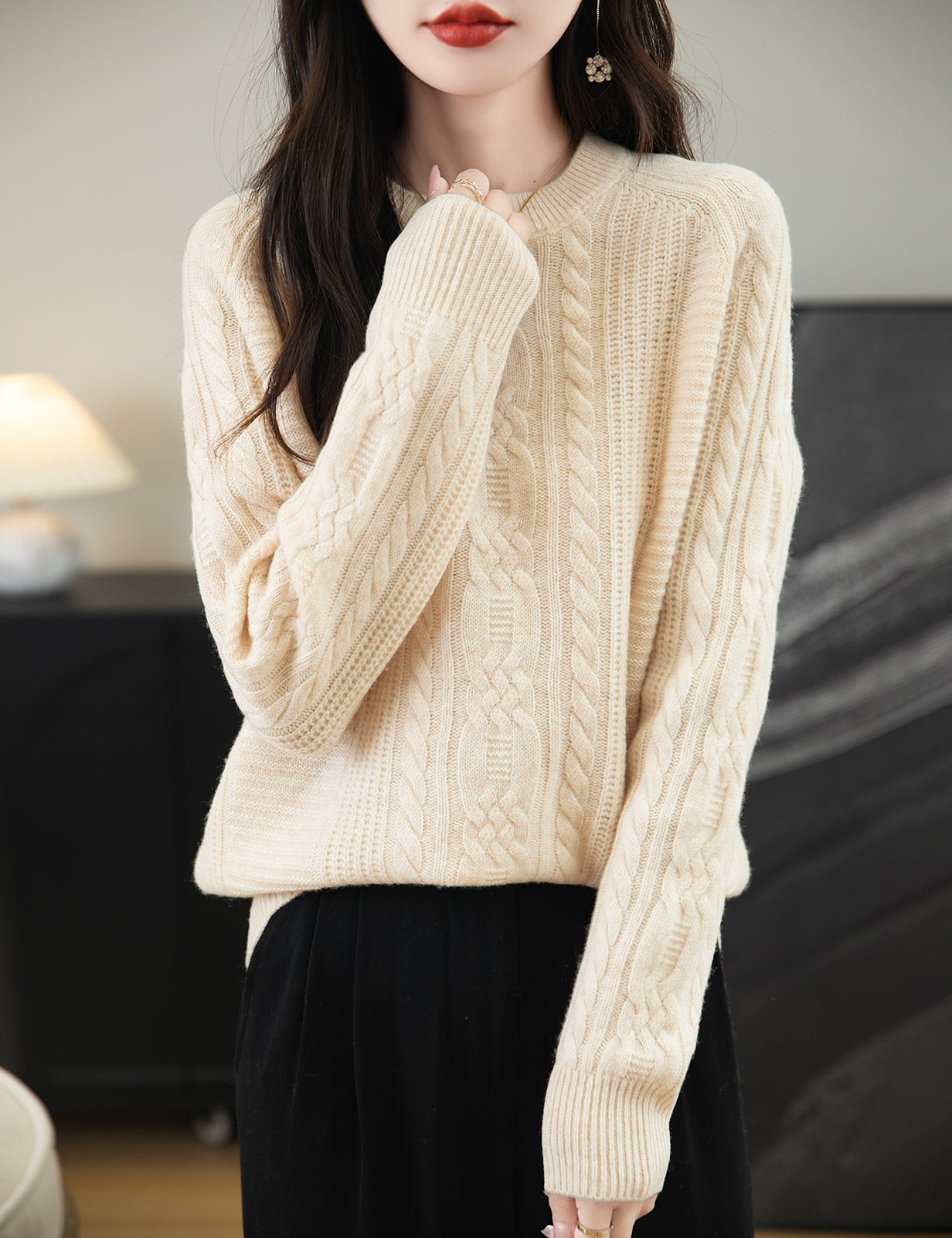 Miranda Woman Wool Crew Neck Sweater