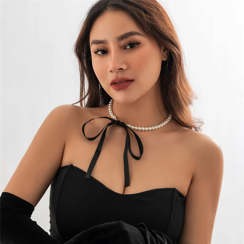 Sheila Velvet Ribbon Bowknot Choker Necklace