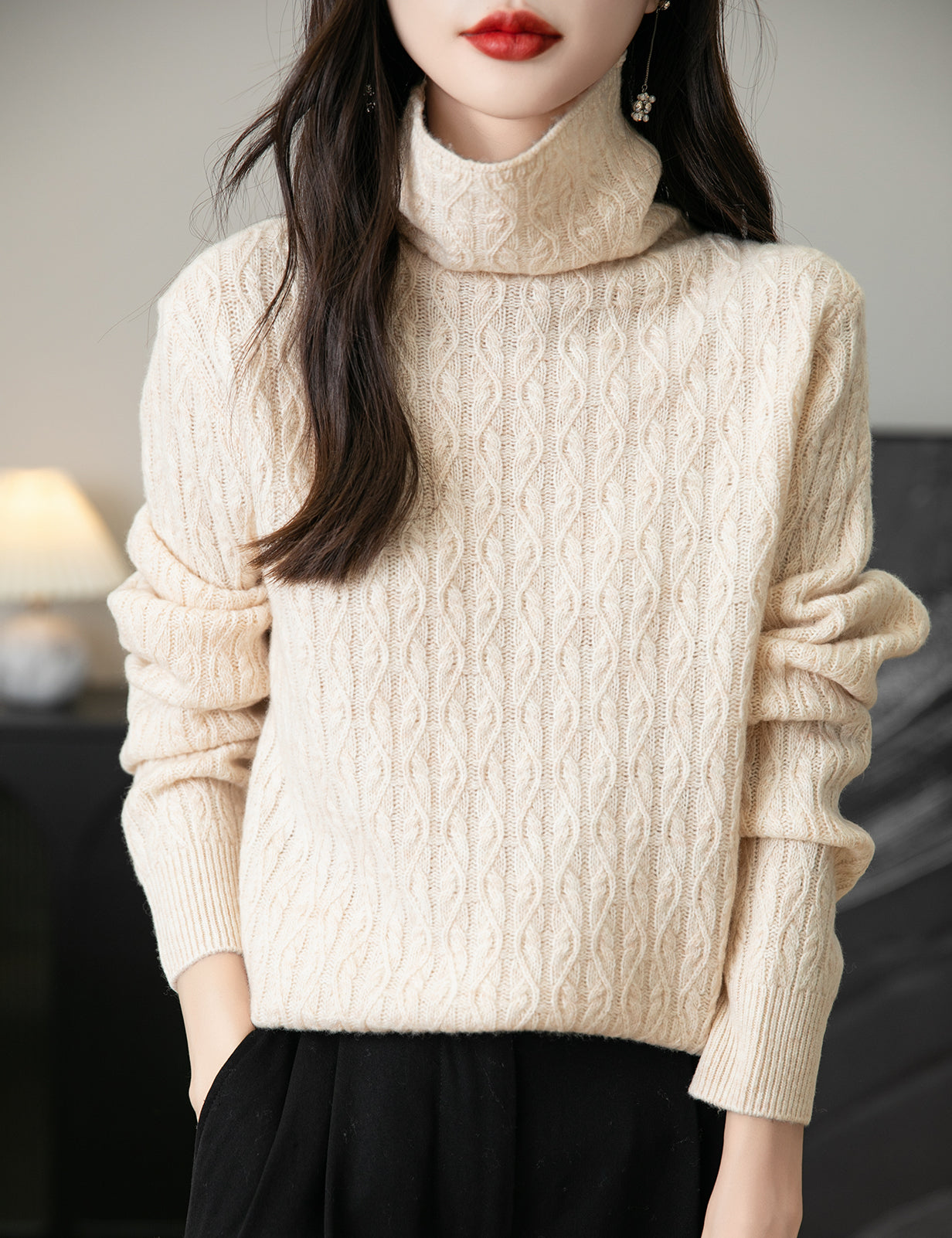 Nikki Turtleneck Woman Knit Sweater