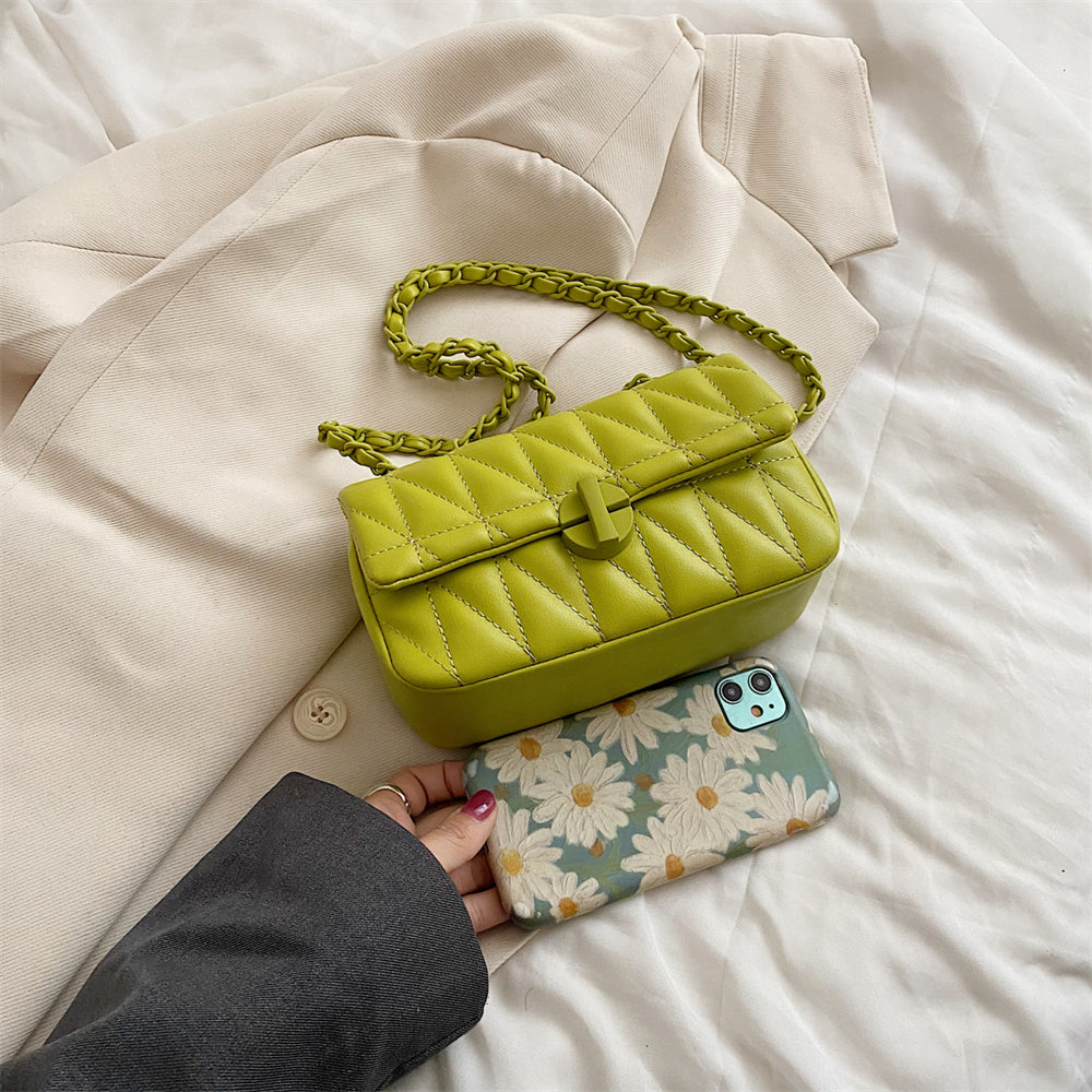 Mary Embroidery Thread Chain Crossbody Bag