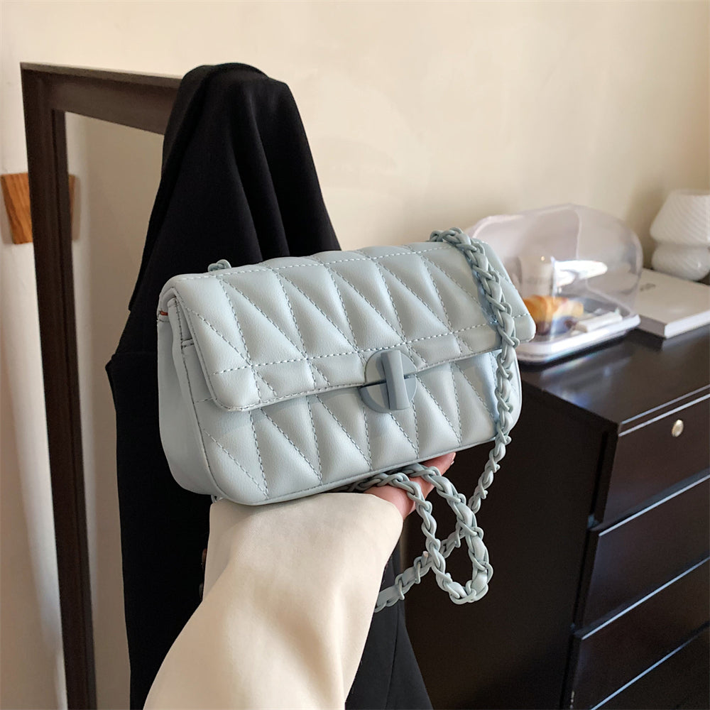 Mary Embroidery Thread Chain Crossbody Bag