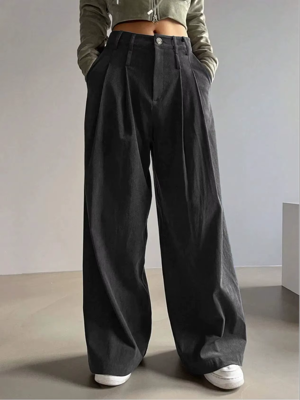 Women’s Wide Leg Corduroy Pants