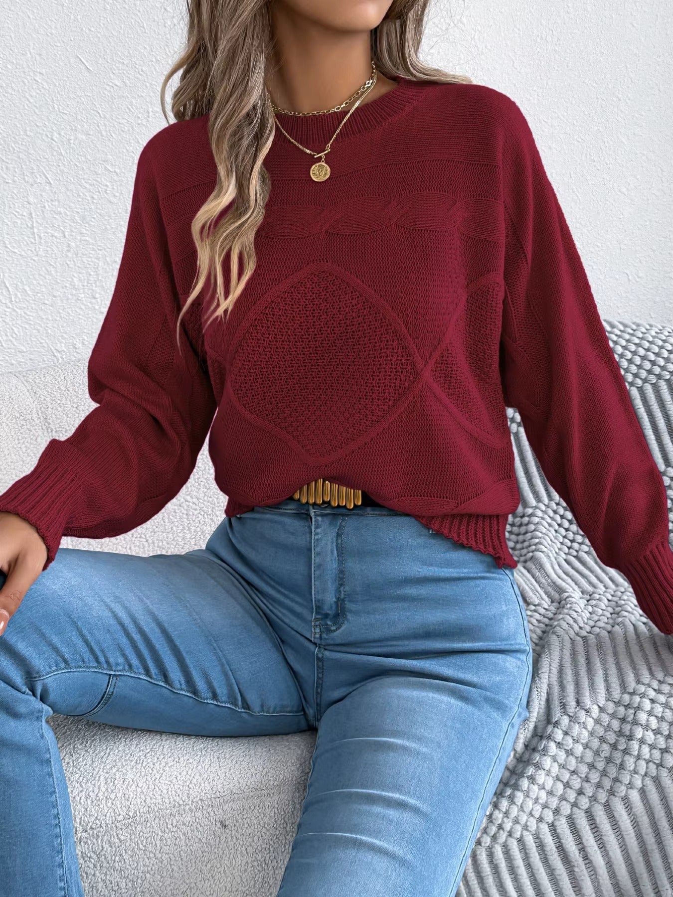 Women’s Round Neck Twist Knit Sweater