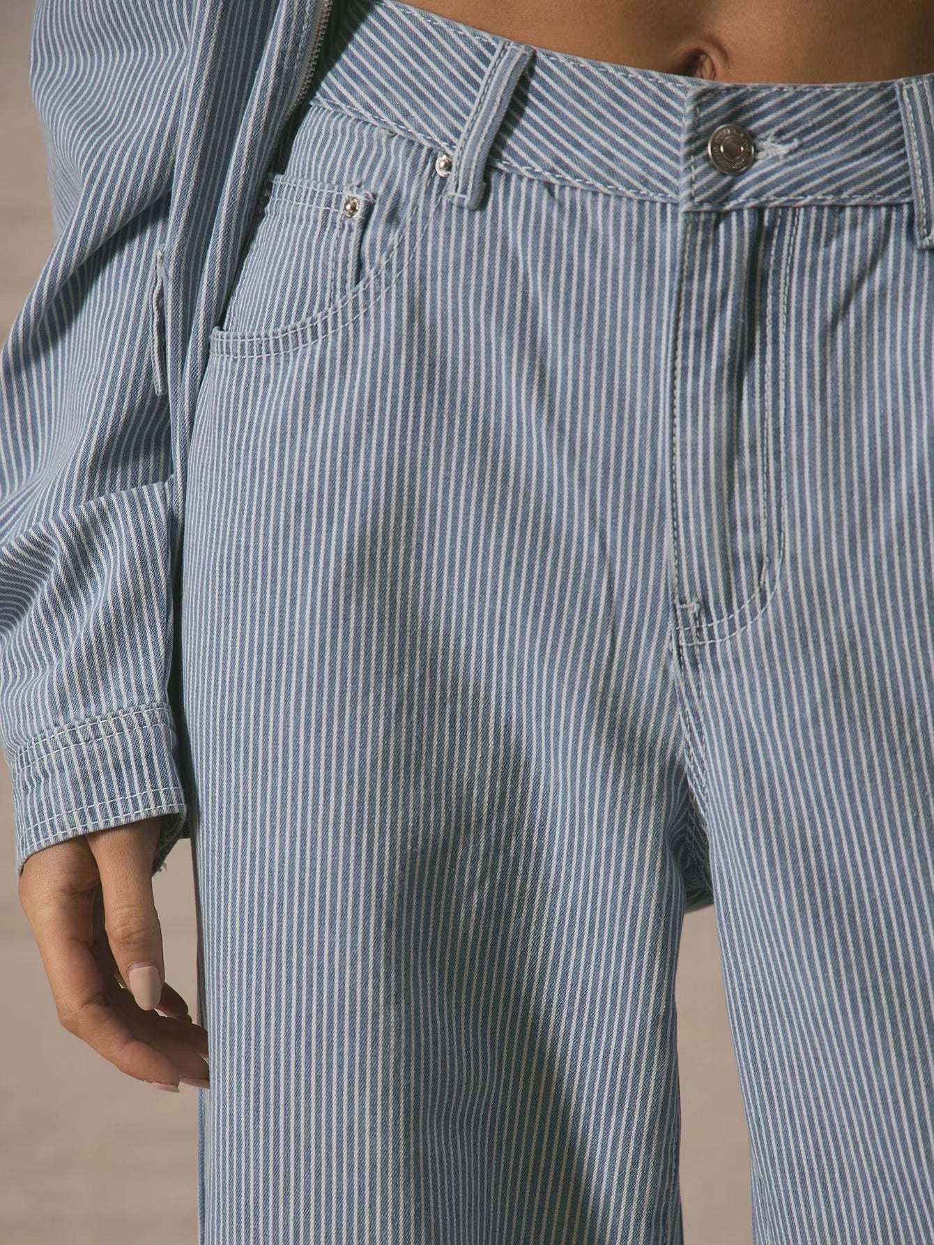 Casual & Versatile Wide Leg Blue and White Striped Jeans Outfit